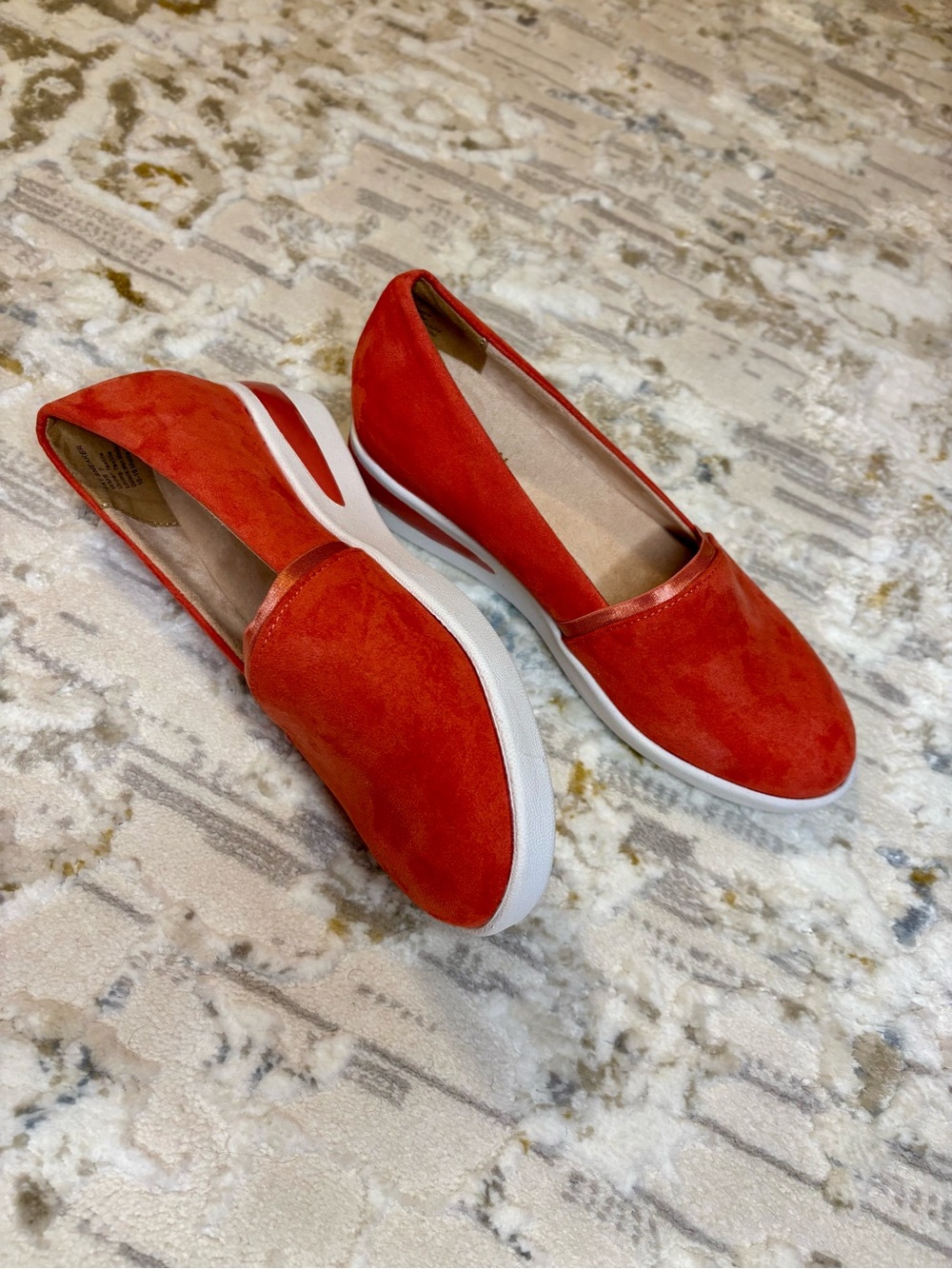 REACTION Kenneth Cole Women's Red Suede Slip-On Loafers with White Sole